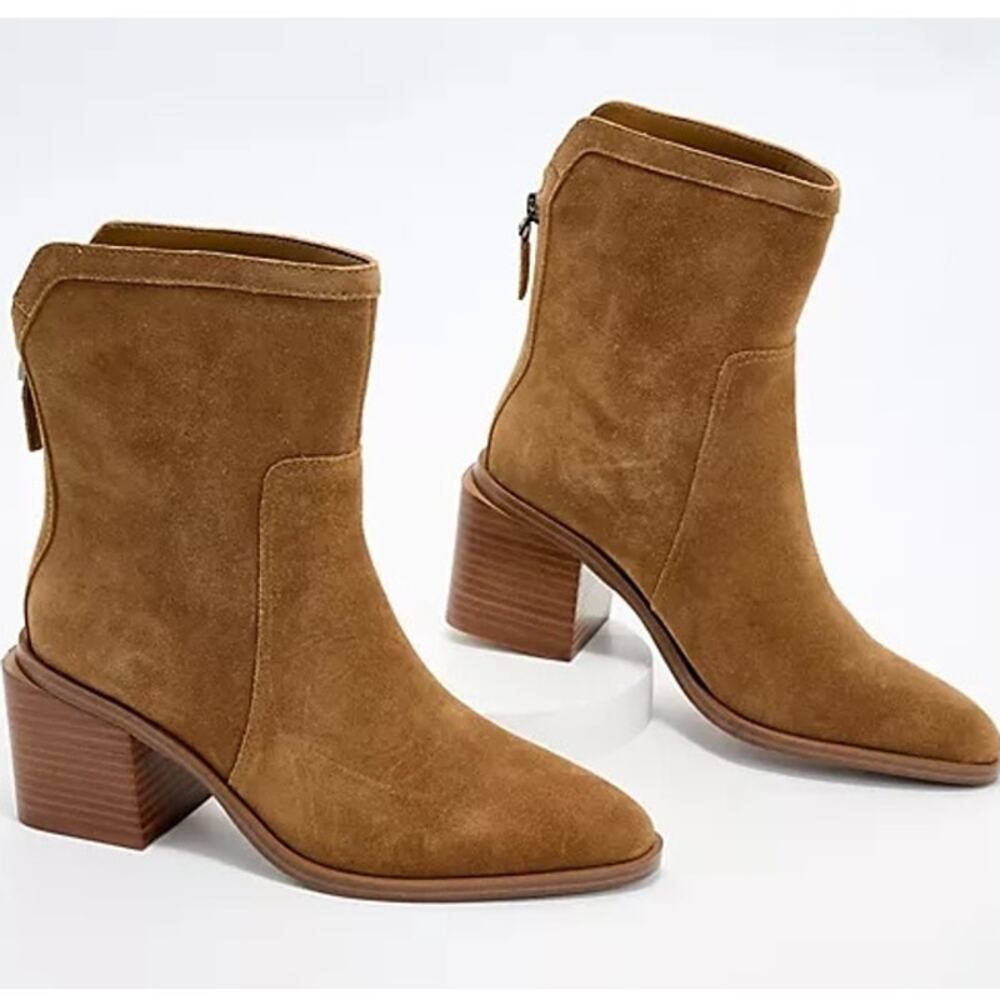 Vince Camuto Kortimy Wide Width Water Repellent Suede‎ Mid-Shaft Boots Size 7W